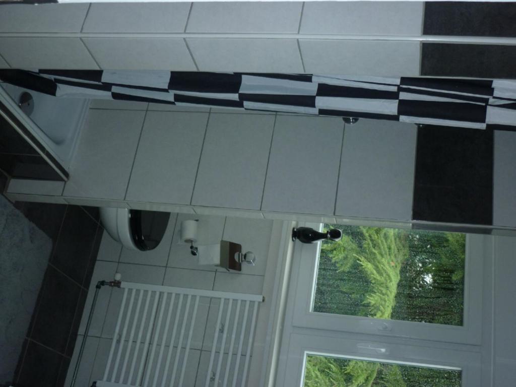 Tonnie'S Bed And Breakfast Kerkrade Bilik gambar