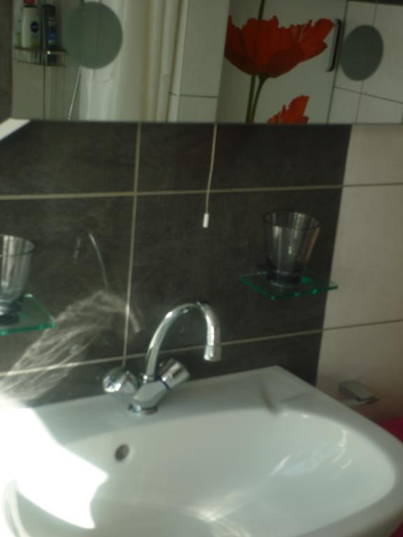 Tonnie'S Bed And Breakfast Kerkrade Luaran gambar